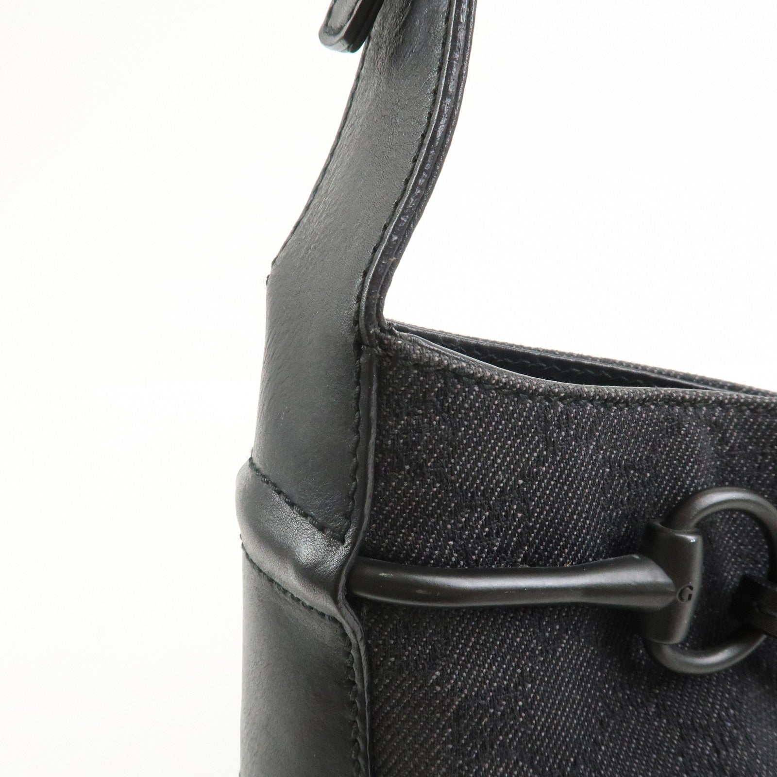 GUCCI Horsebit GG Canvas Leather Shoulder Bag Black 101975