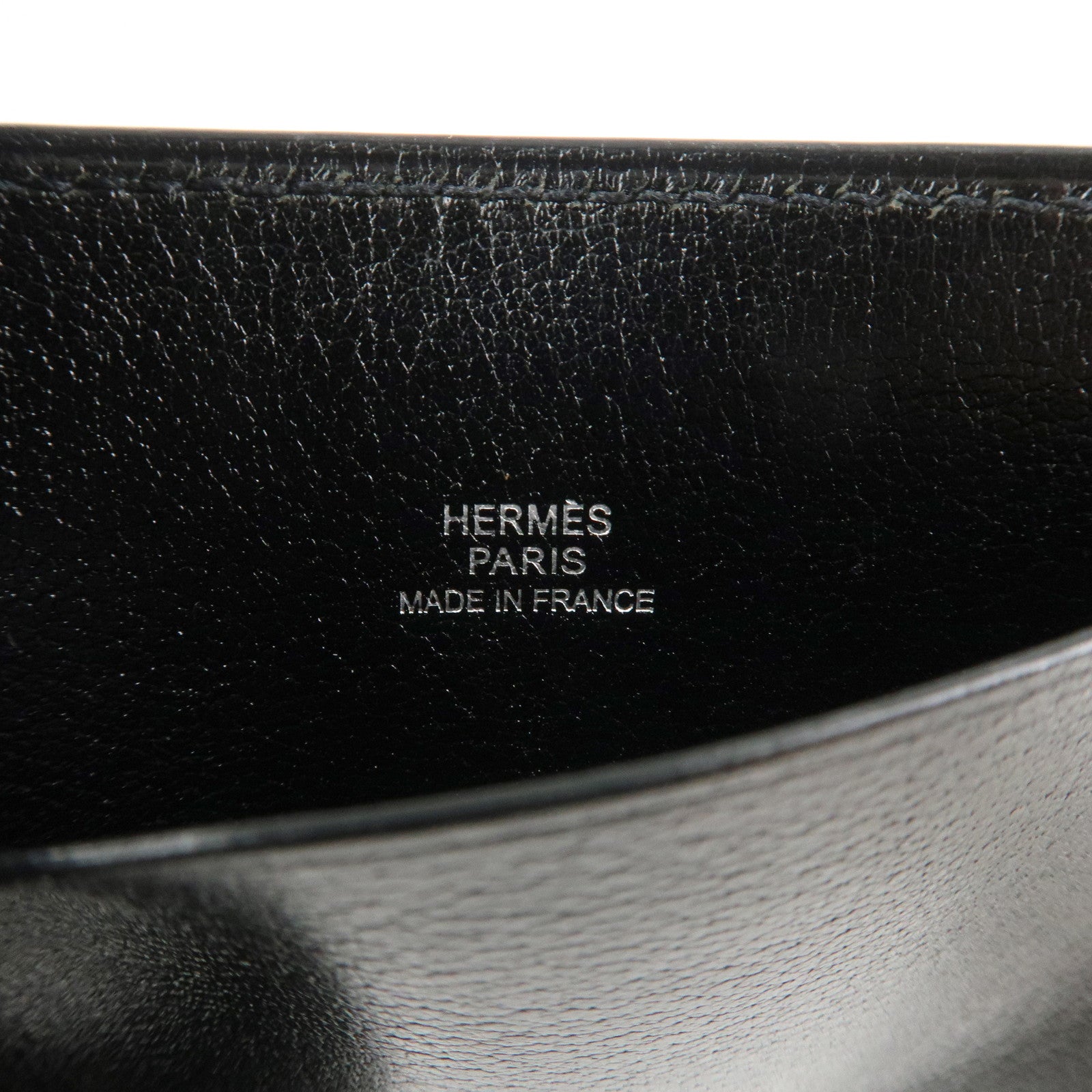 HERMES Evercalf Leather Chouchou Serie Button 笆。I Stamped Pass Case