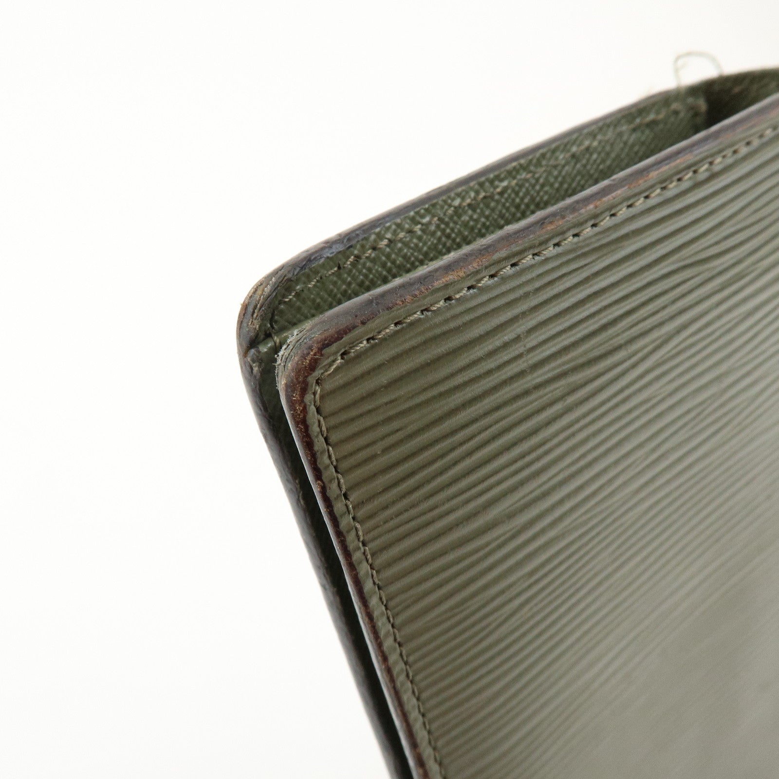 Louis Vuitton Epi Leather Portefeuille Brazza Wallet Khaki M61819