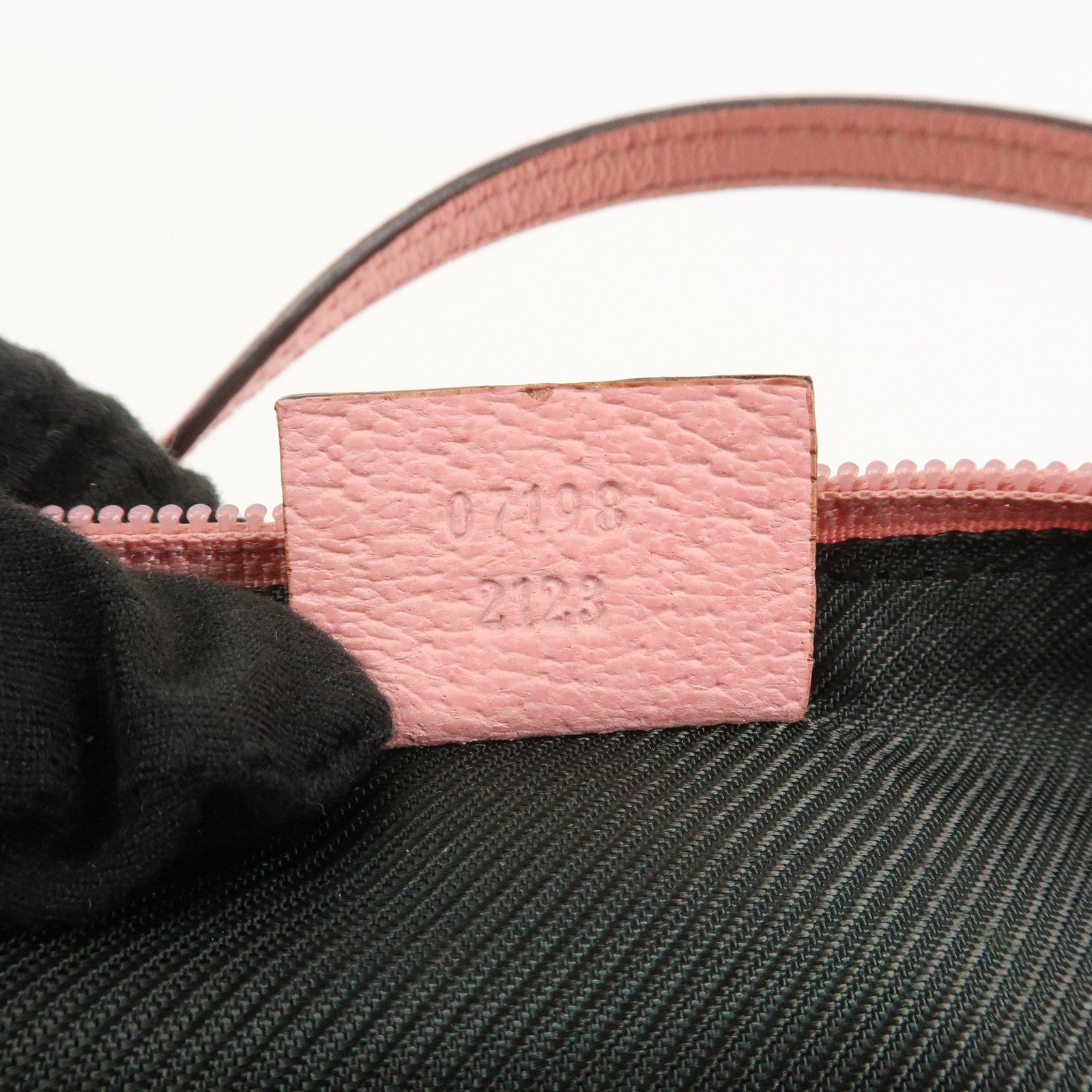 GUCCI Boat Bag GG Canvas Leather Accessory Pouch Hand Bag 07198
