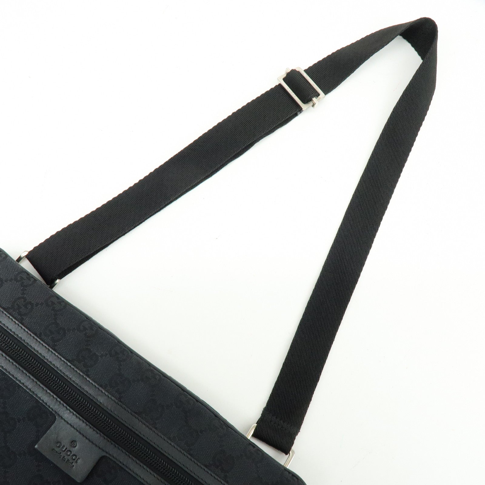 GUCCI GG Canvas Leather Shoulder Bag Crossbody Bag Black 90476