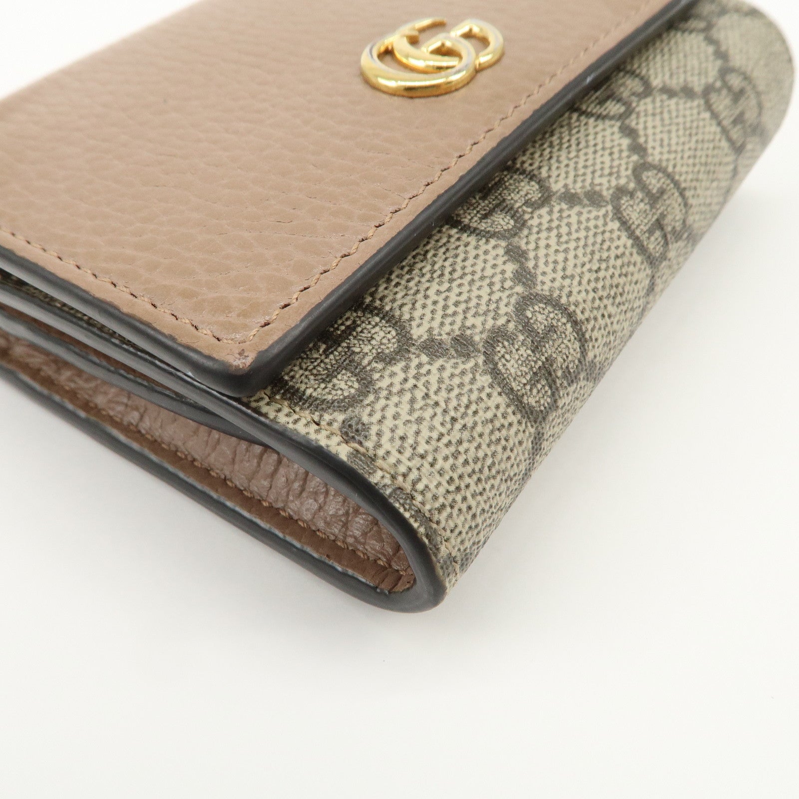 GUCCI GG Marmont GG Supreme Leather Medium Compact Wallet 598587