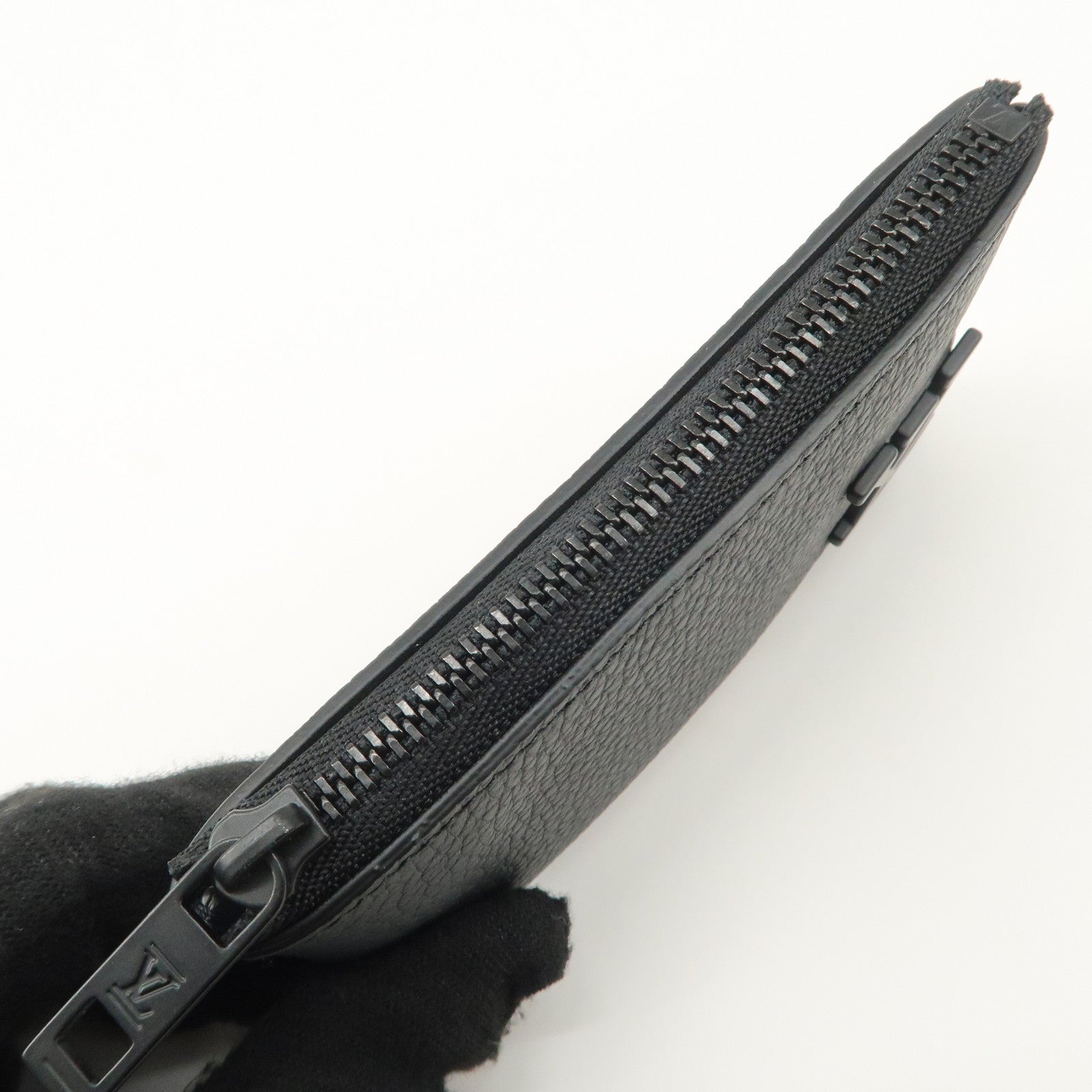 Louis Vuitton Aerogram Pochette Cles Coin Case Noir Black M81031 Used