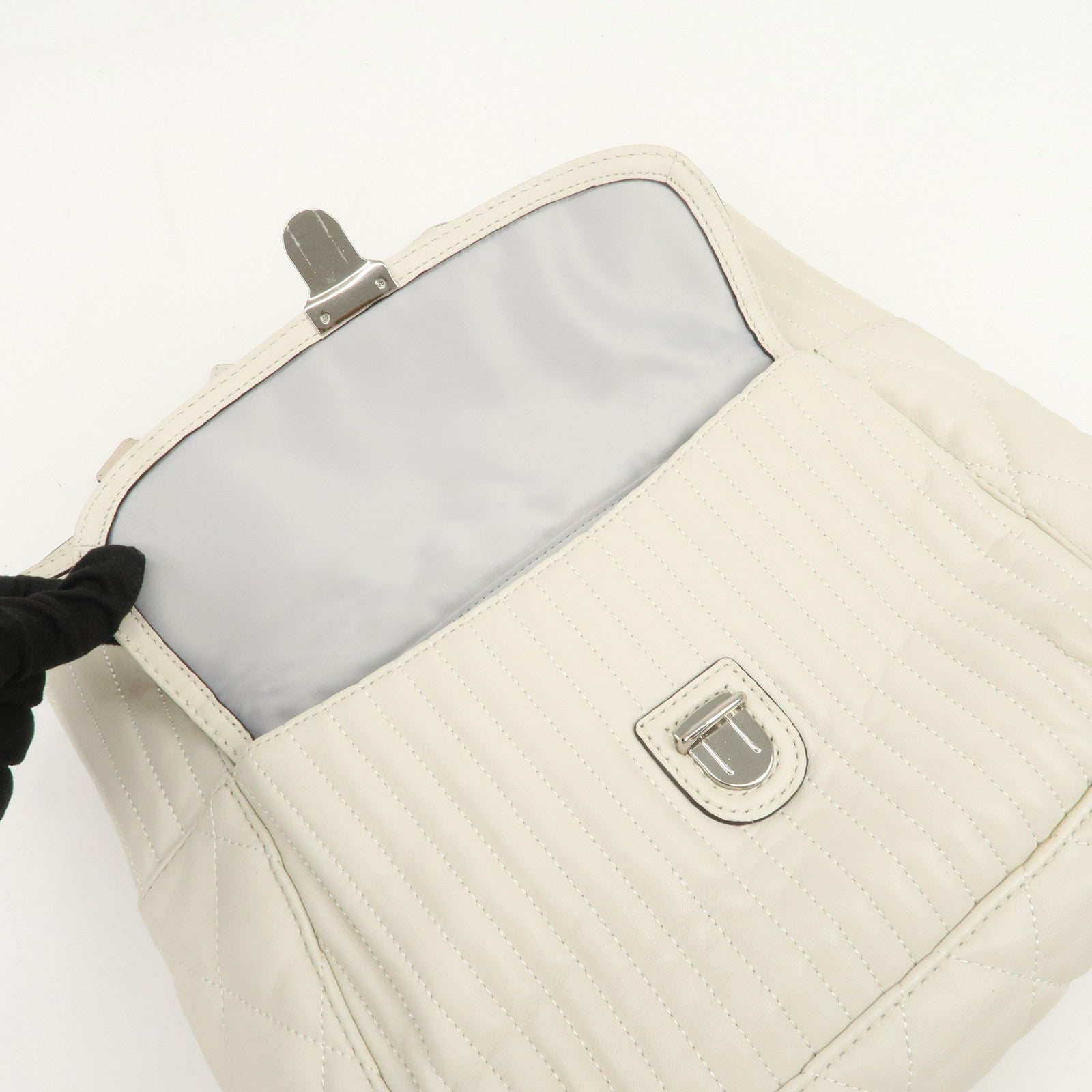 COACH Leather Chain Shoulder Bag Hand Bag Ivory