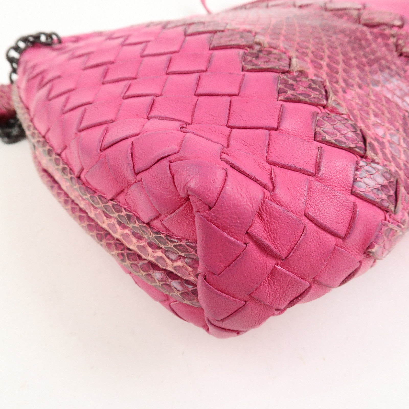 BOTTEGA VENETA Intrecciato Leather Shoulder Bag Crossbody Bag Pink