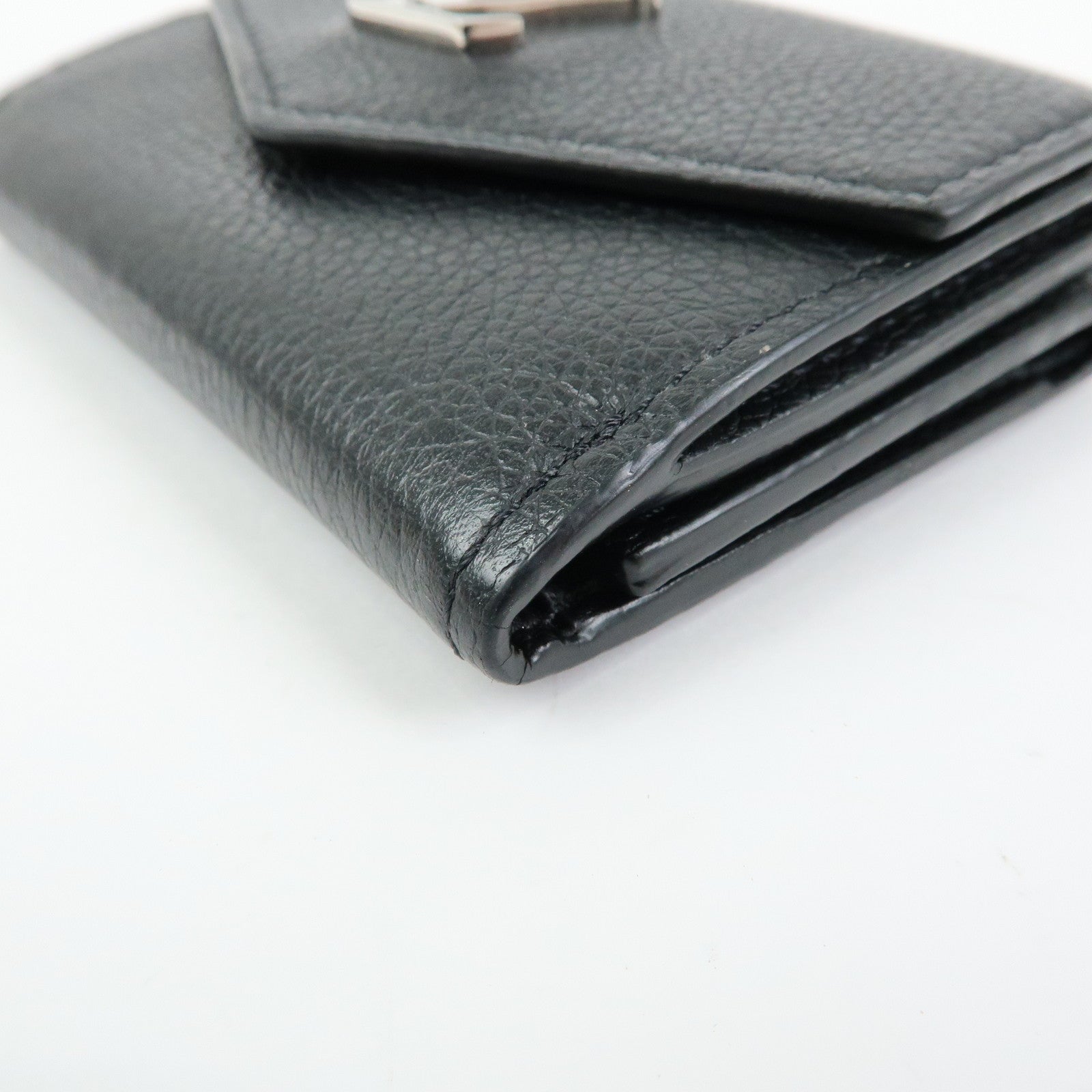 Louis Vuitton Lockme Portefeuille Lock Mini Compact Wallet M63921