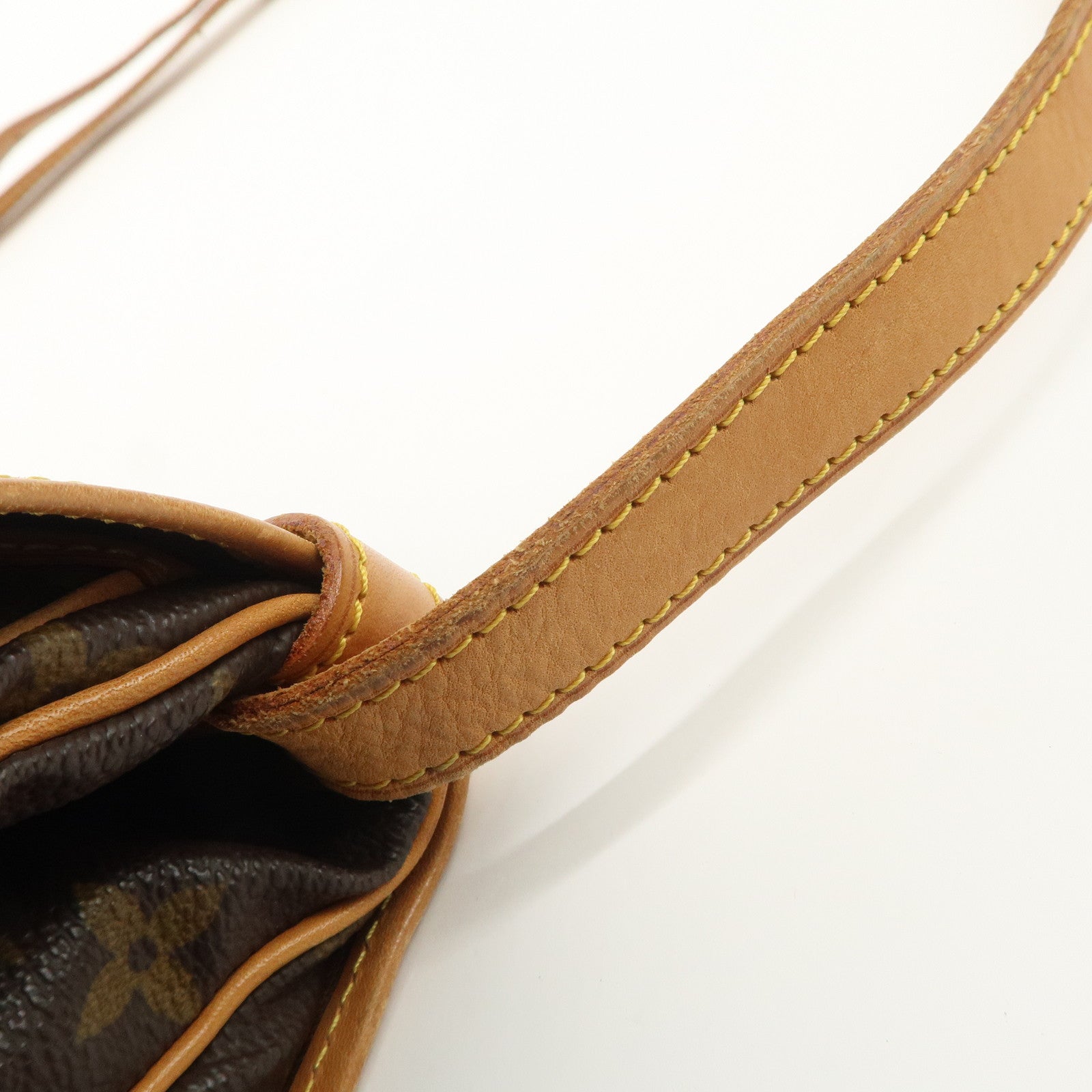 Louis Vuitton Monogram Saumur 30 Shoulder Bag Brown M42256