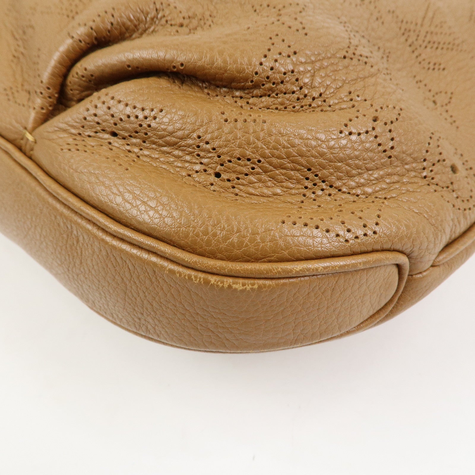 Louis Vuitton Monogram Mahina Selene MM Shoulder Bag Caramel M94214