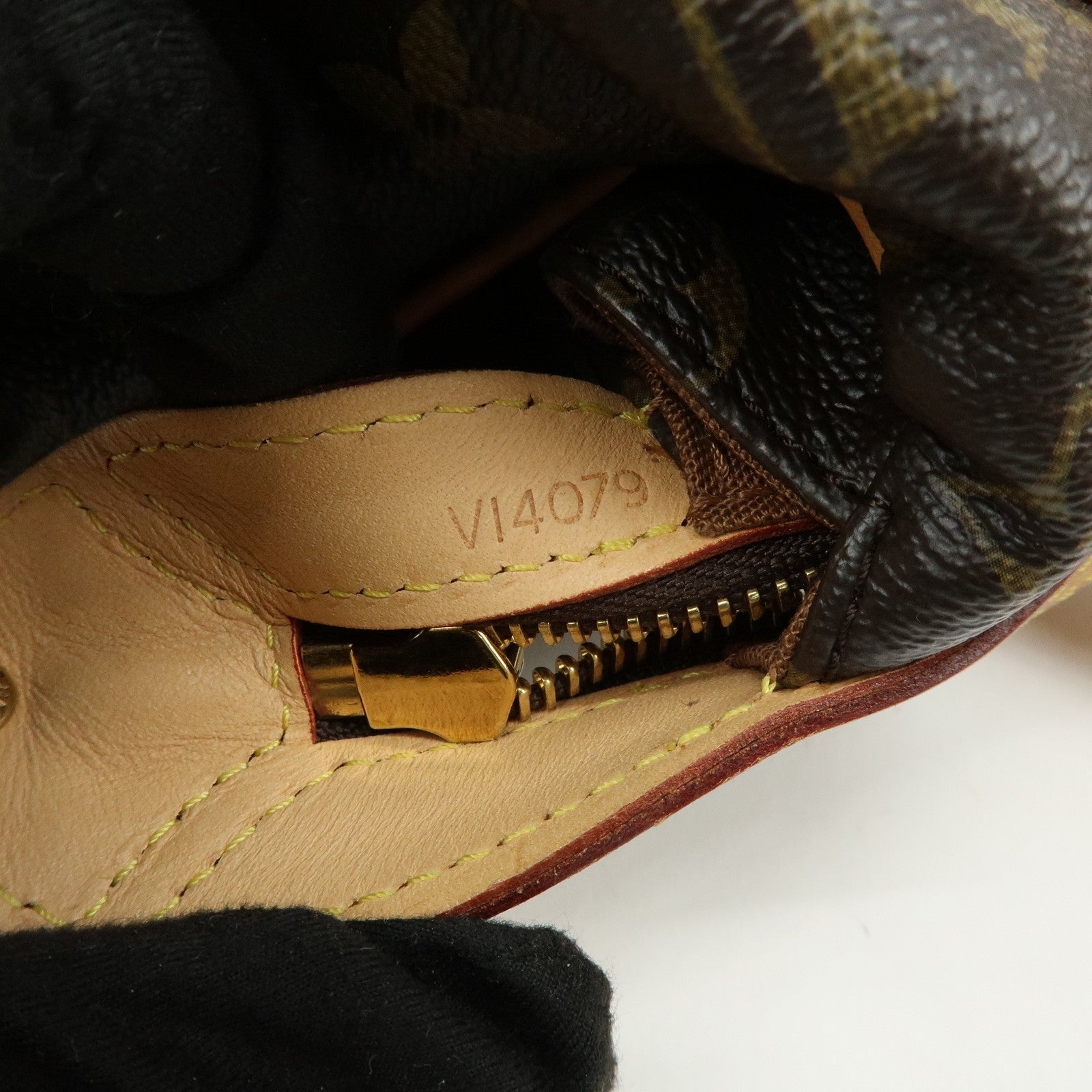 Louis Vuitton Monogram Stresa PM Shoulder Bag Brown M51186