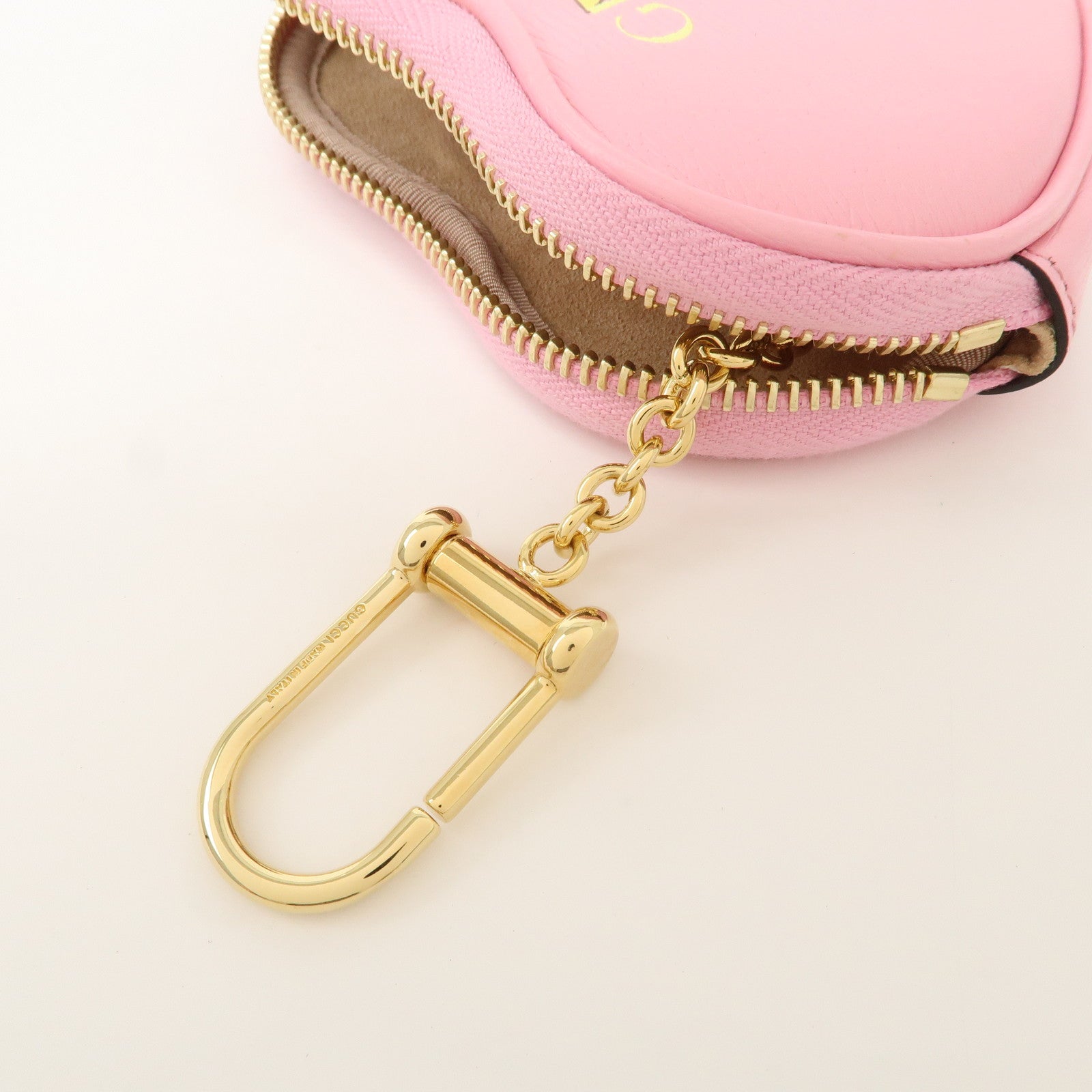 GUCCI Bananya Collaboration Leather Heart Coin Case Pink 701062 Used