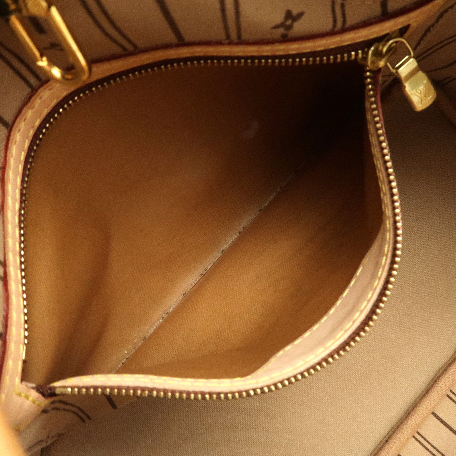 Louis Vuitton Monogram Neverfull PM Tote Bag Monogram M40155