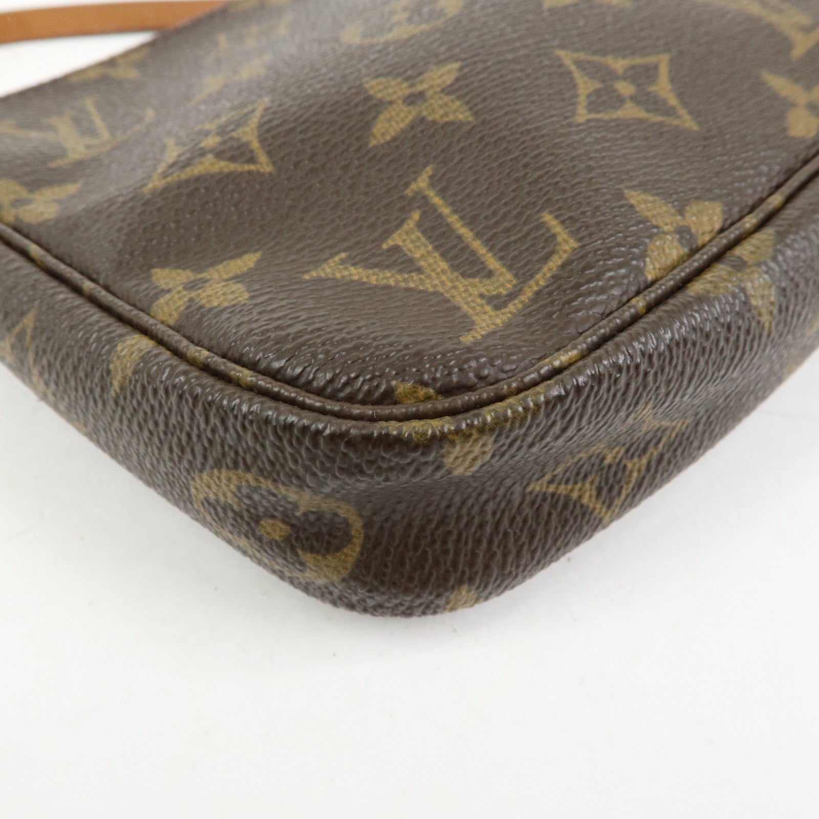 Louis Vuitton Monogram Pochette Accessoires Pouch Hand Bag M51980