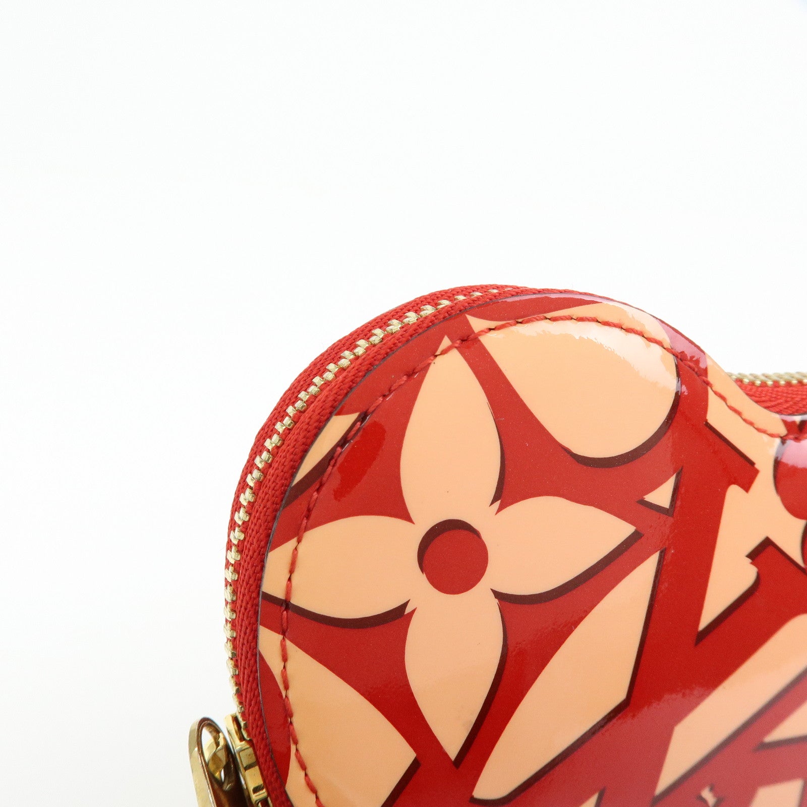 Louis Vuitton Sweet Monogram Vernis Portemonnaie Coeur Pink M90133