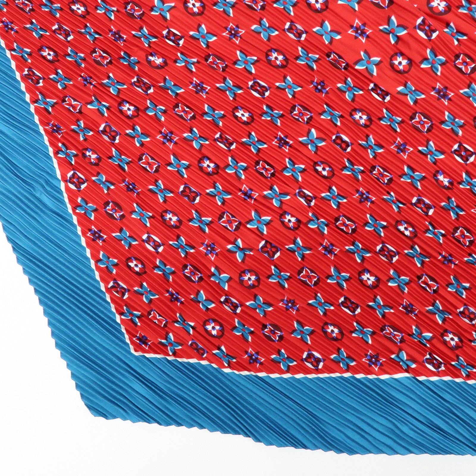 Louis Vuitton Monogram Silk 100% Pleated Scarf Red Blue M73846