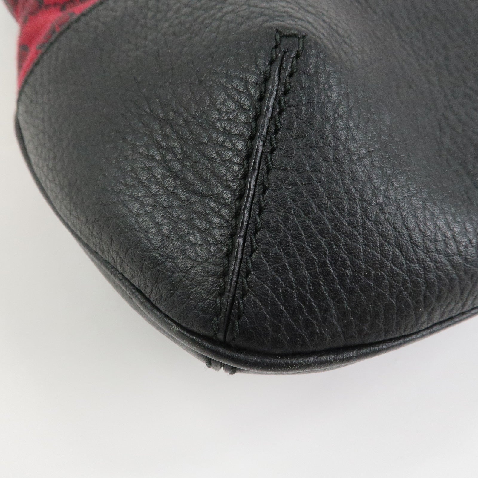 GUCCI GG Canvas Leather Shoulder Bag Red Black 272389