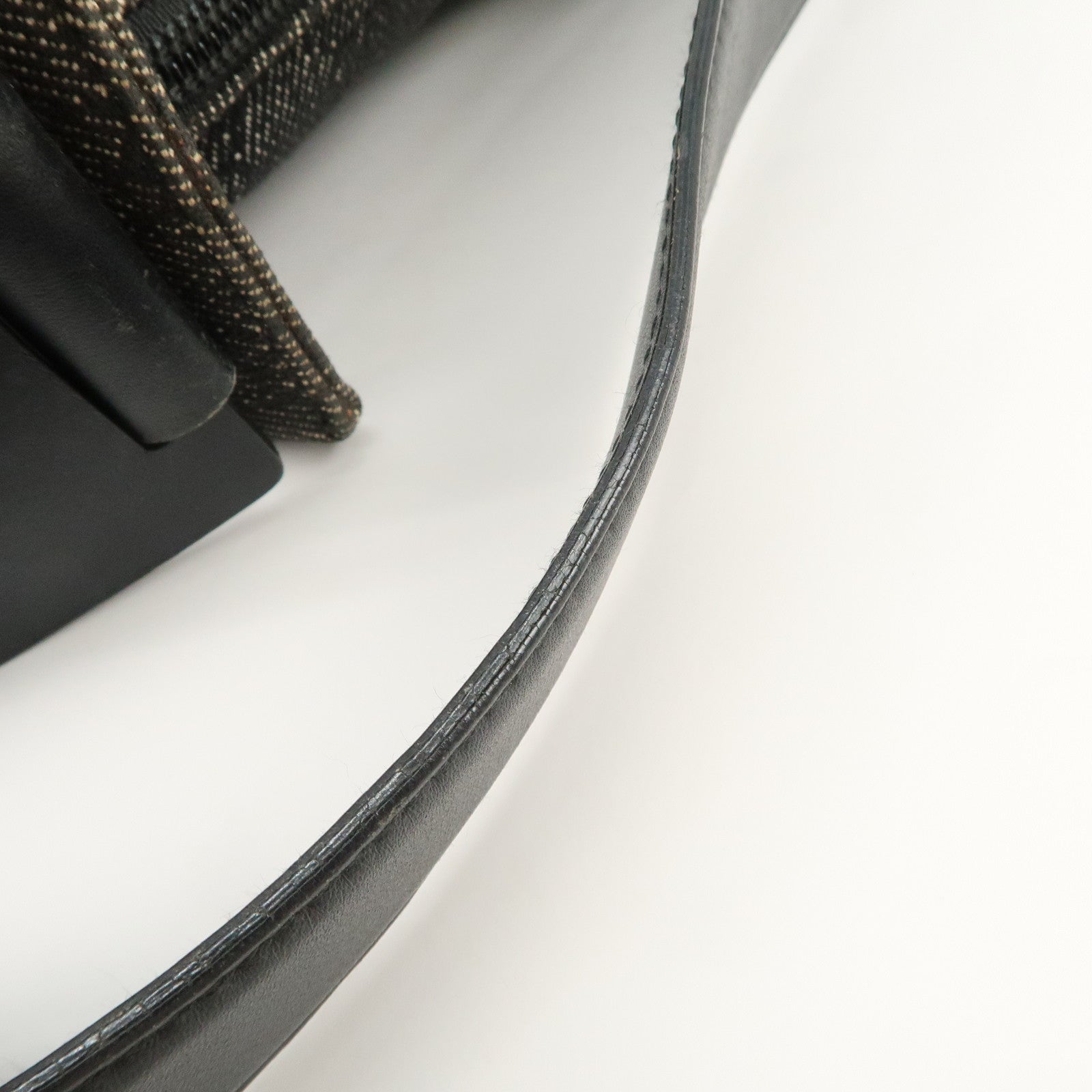 GUCCI GG Canvas Leather Shoulder Bag Hand Bag Black 92699 Used