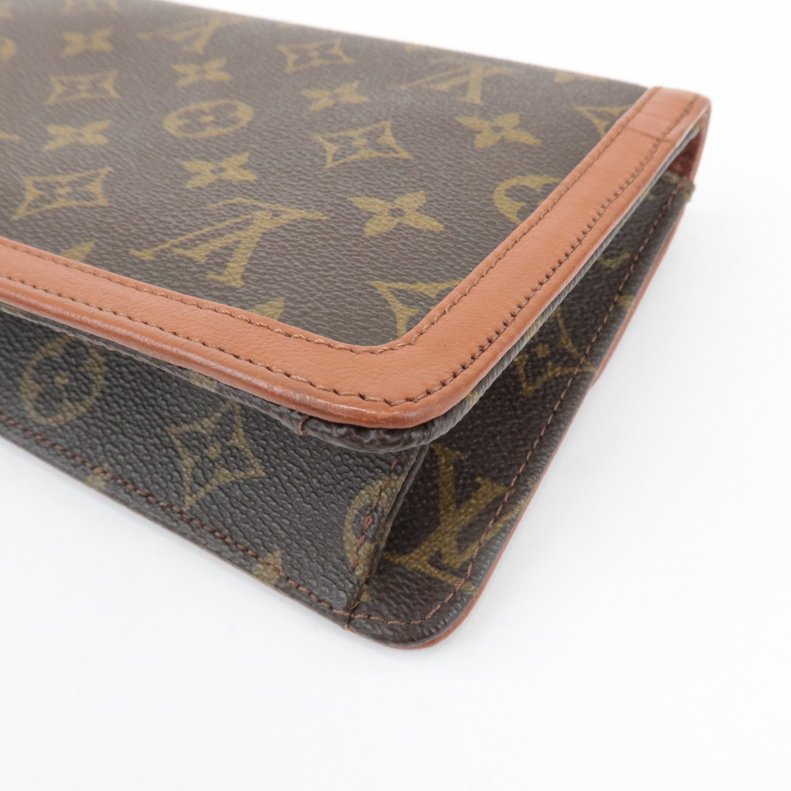 Louis Vuitton Monogram Leather Pochette Damme PM Clutch Bag M51812