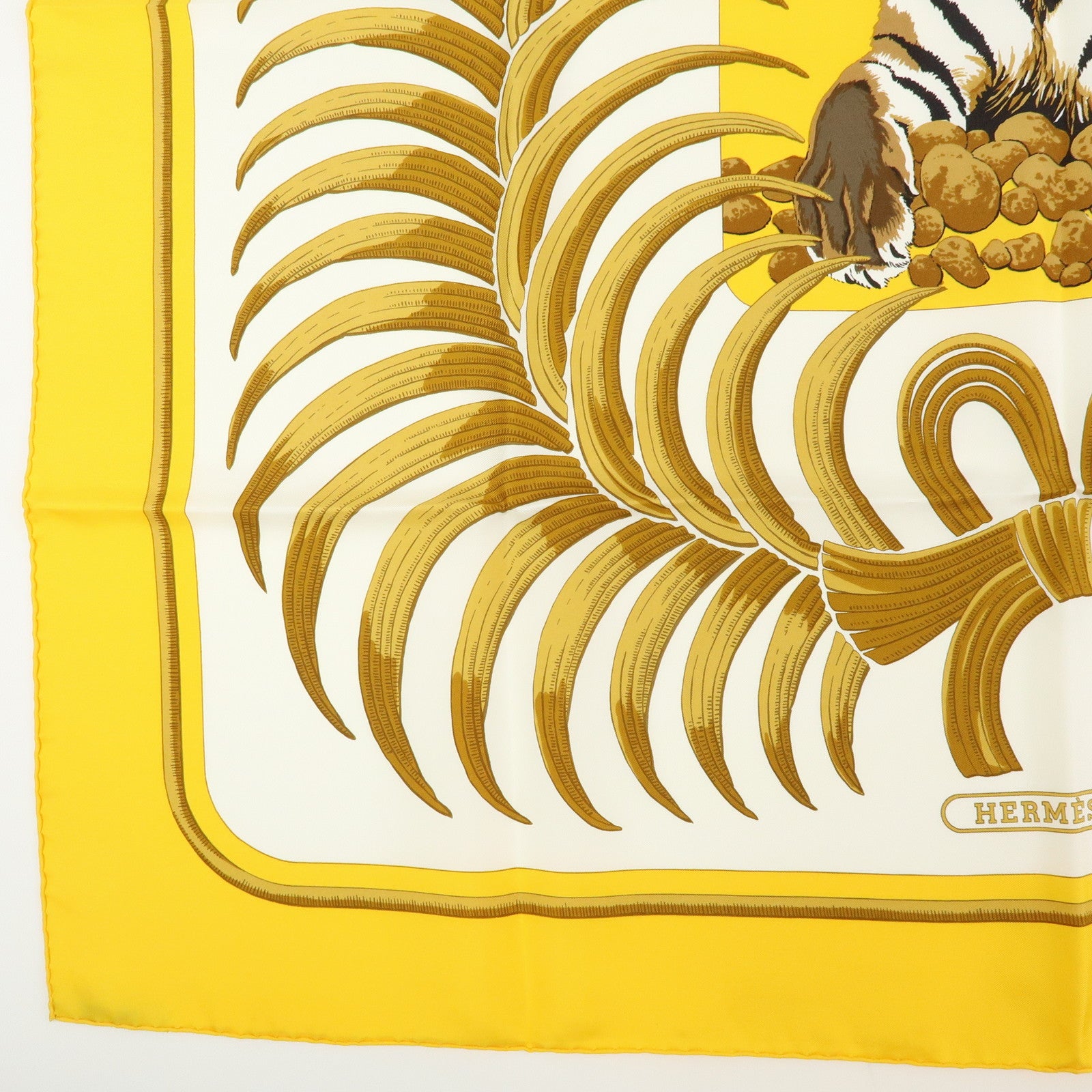 HERMES Carre 90 Silk100% Scarf Tigre Royal White Yellow Brown