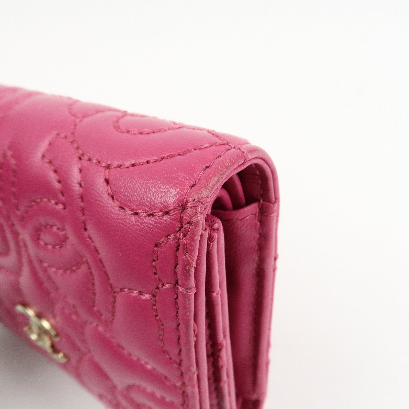 CHANEL Camellia No.5 Lamb Skin Leather Compact Wallet Pink A70615