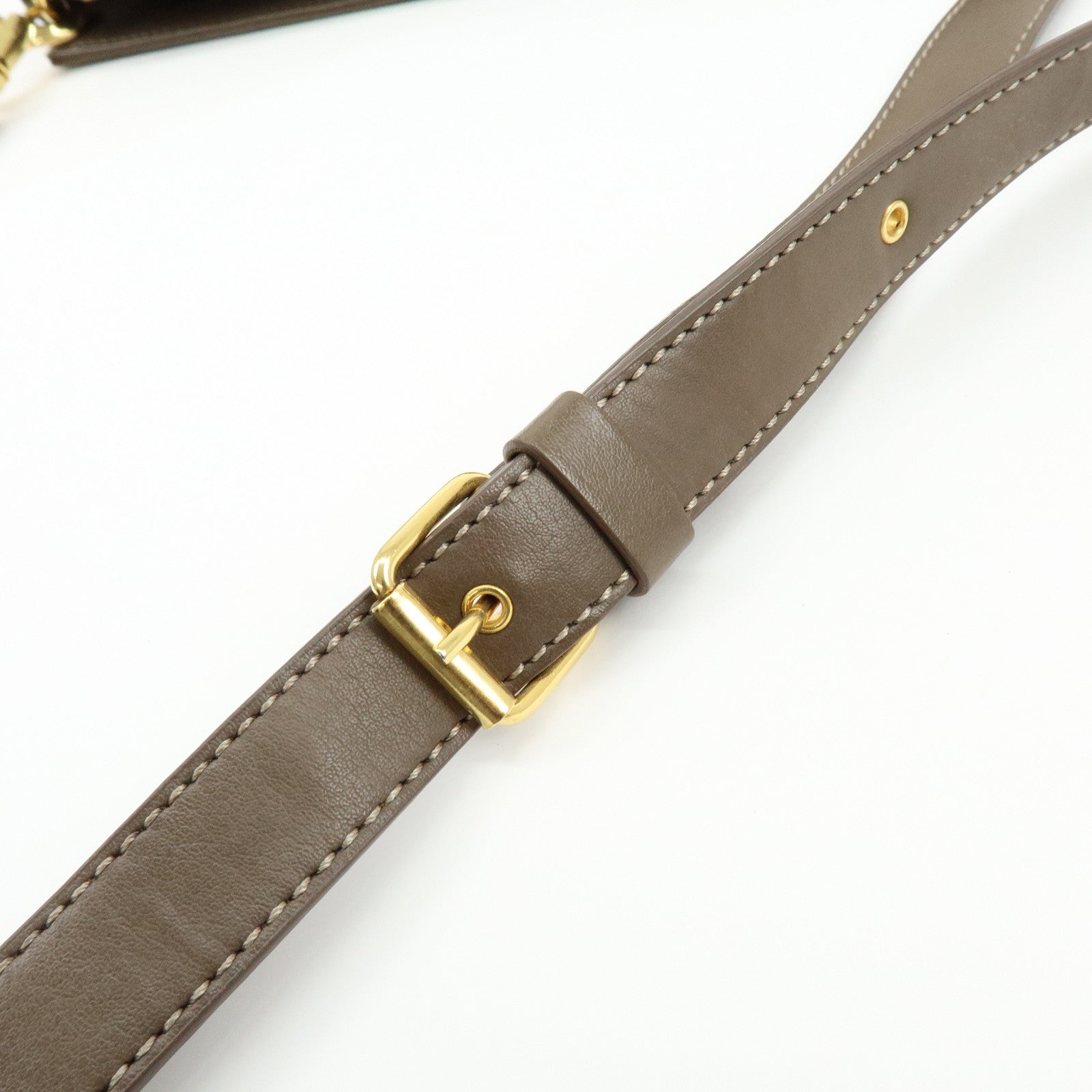 Chloe Eden Leather Shoulder Bag Crossbody Bag Tassel Brown