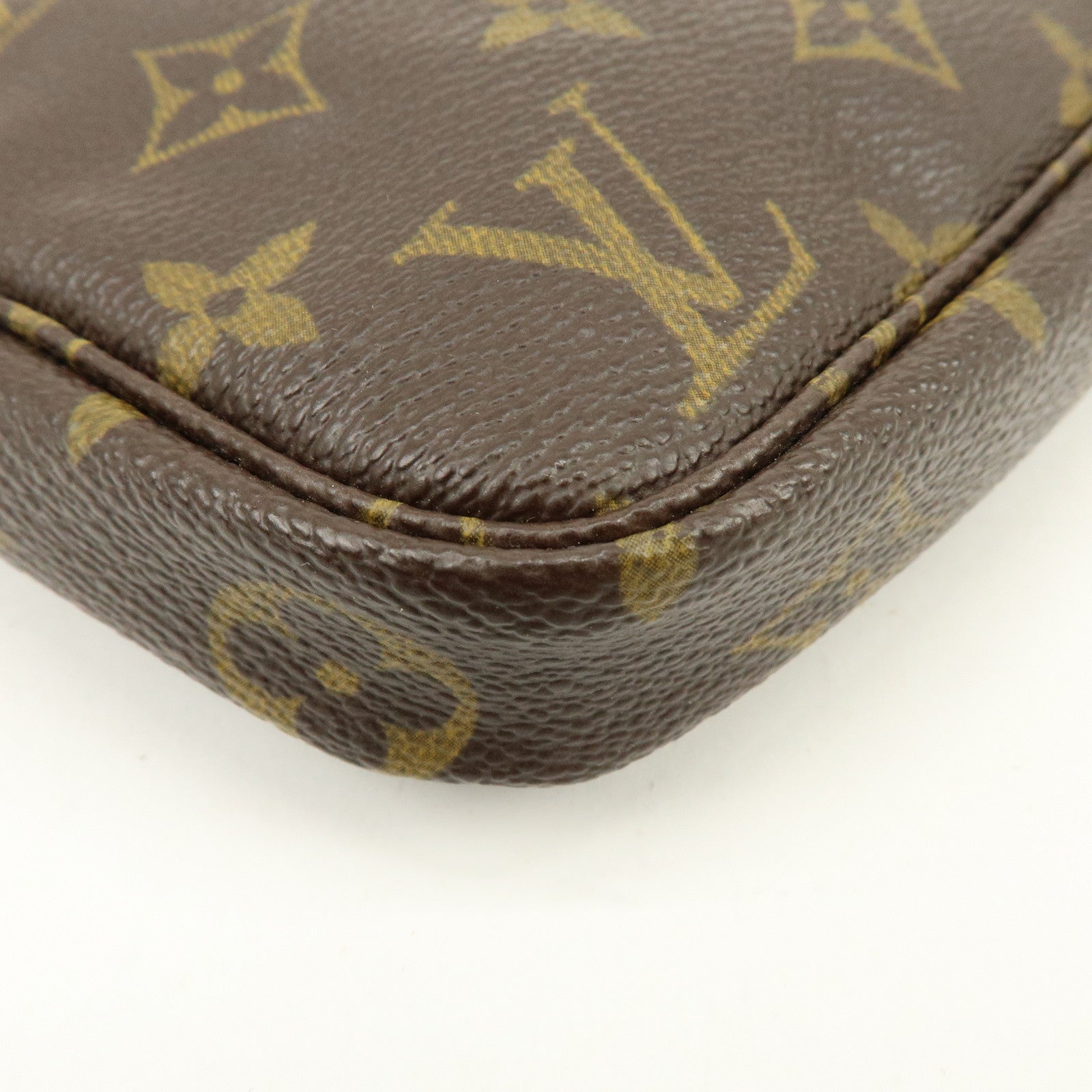 Louis Vuitton Monogram Pochette Accessoires Pouch Hand Bag M51980