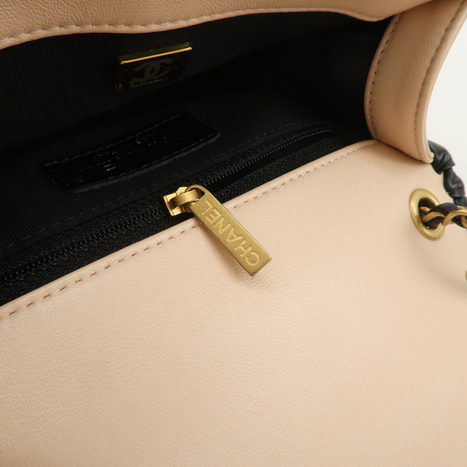 CHANEL Matelasse Mini Flap Lamb Skin Chain Shoulder Bag AS2495