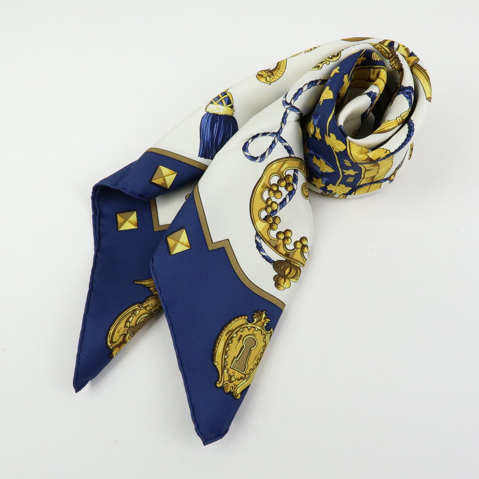 HERMES Carre 90 Silk 100% Scarf LES CLES THE KEYS RARE White Navy