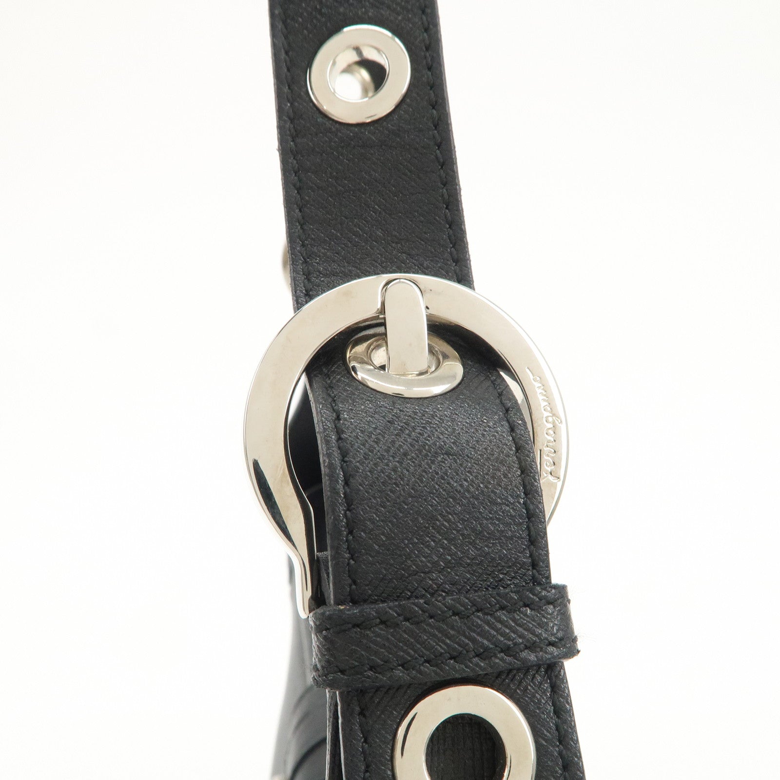 Ferragamo Gancini Leather Shoulder Bag Black Used