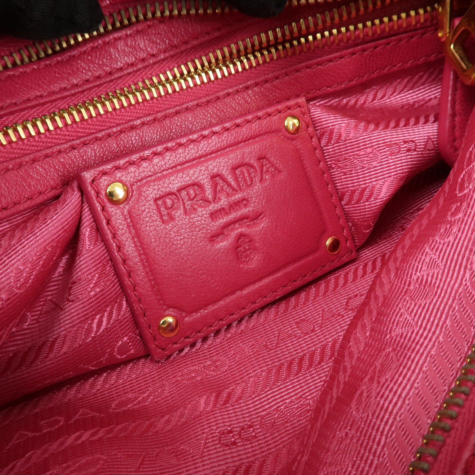 PRADA Logo Patent Leather Chain Shoulder Bag Hand Bag Pink BR4075