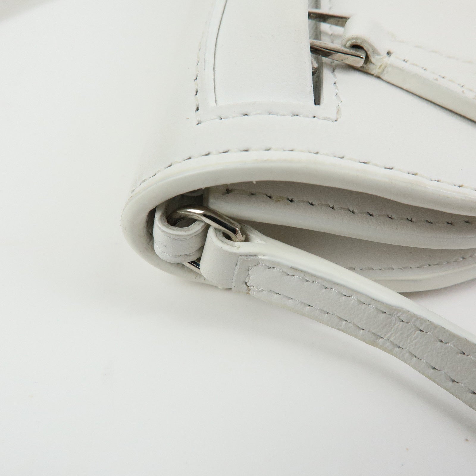 BURBERRY Leather Shoulder Bag Crossbody Bag White