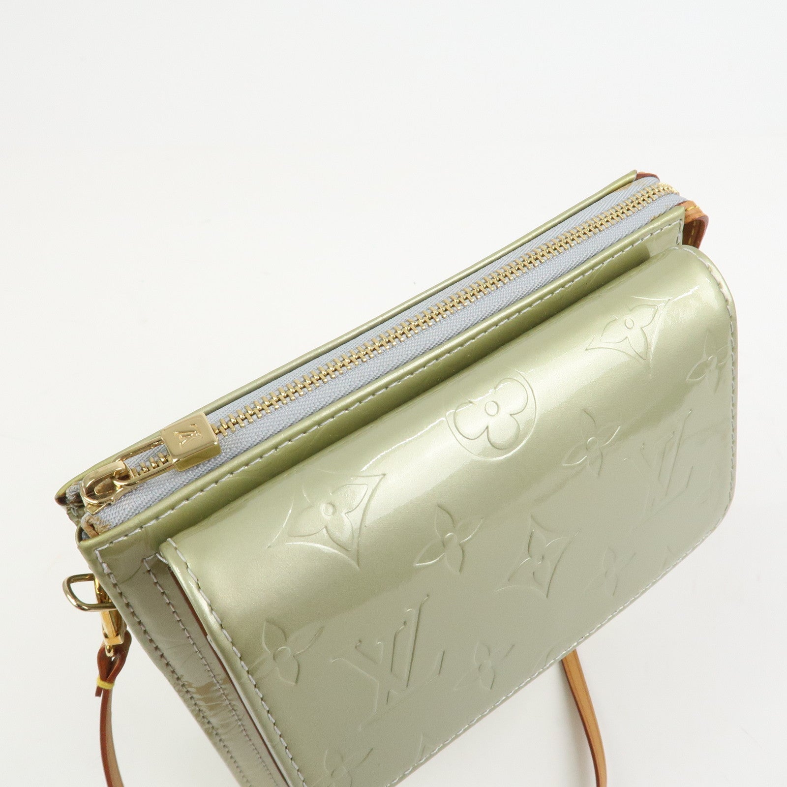 Louis Vuitton Monogram Vernis Motto Shoulder Bag Gris M91030