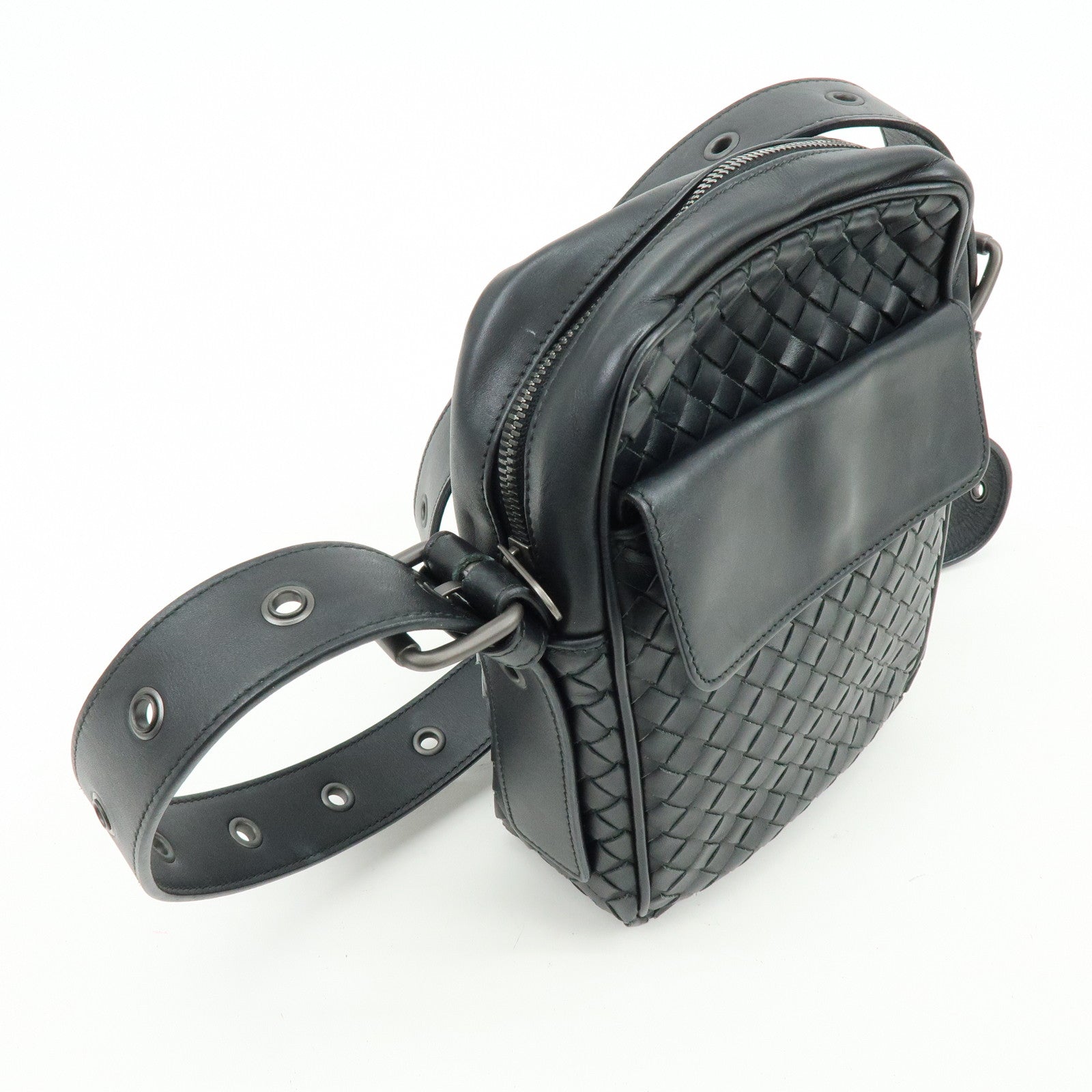 BOTTEGA VENETA Intrecciato Leather Shoulder Bag Black 163313