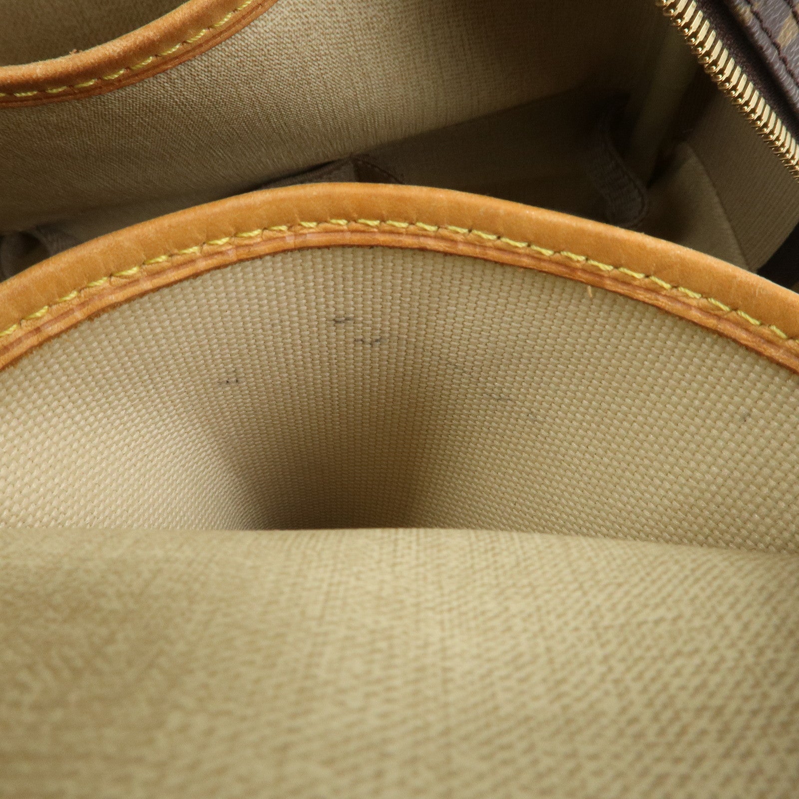 Louis Vuitton Monogram Canvas Deauville Hand Bag Brown M47270