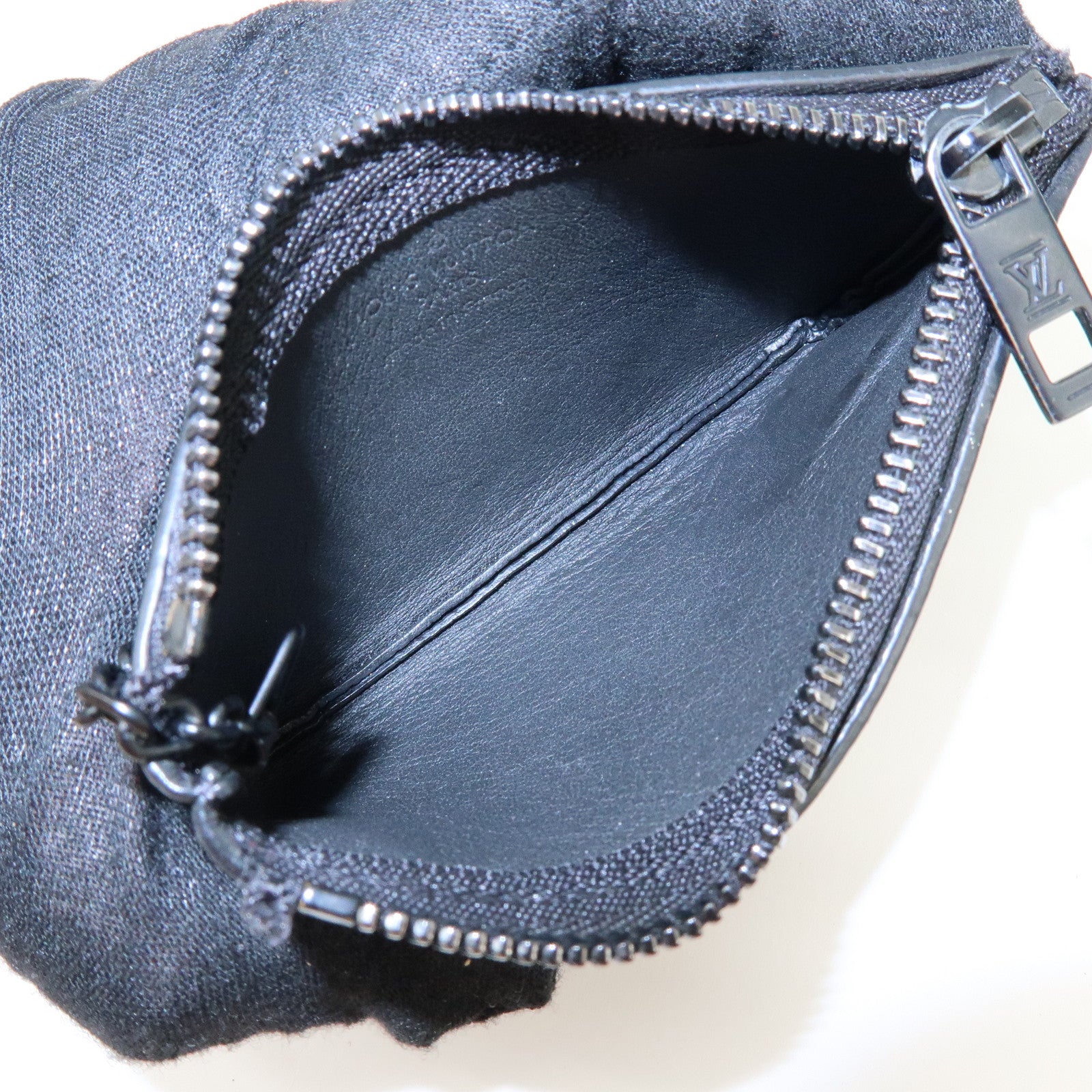 Louis Vuitton Aerogram Pochette Cles Coin Case Noir Black M81031