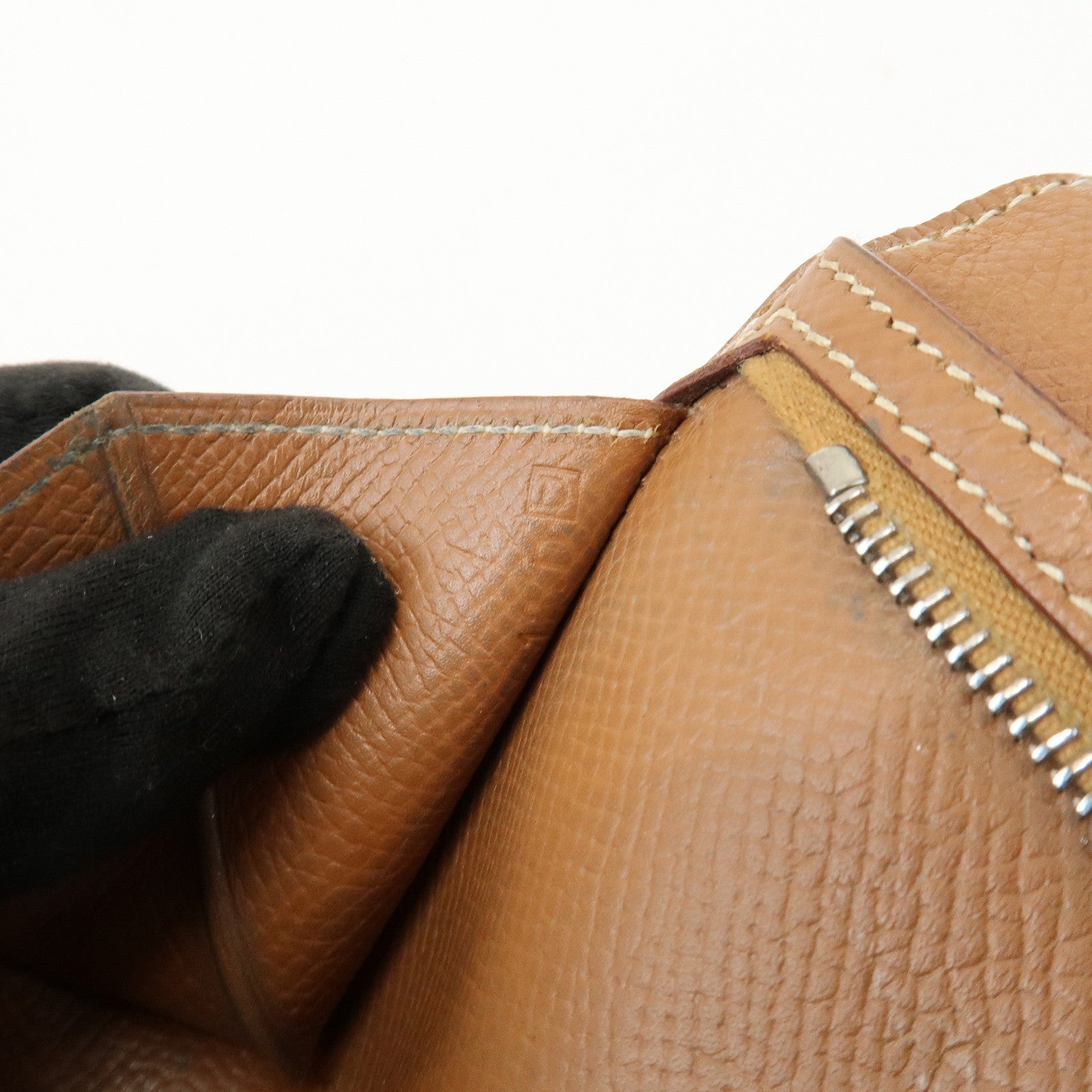 HERMES Béarn Classic Leather Long Wallet Chevrelle Gold