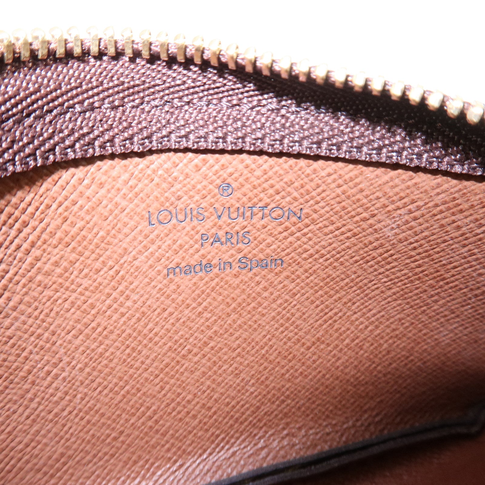 Louis Vuitton Monogram Pochette Cles Coin Case Key Case M62650