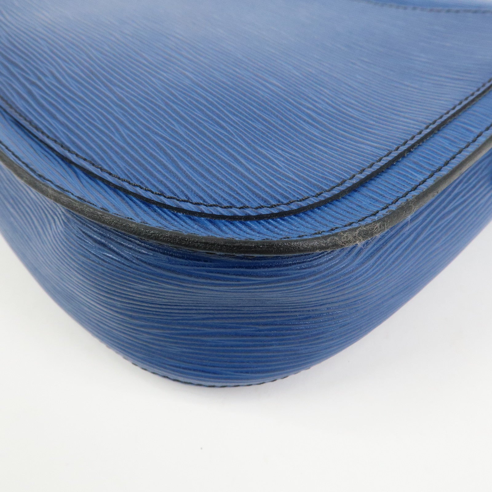 Louis Vuitton Epi Saint Cloud Shoulder Bag Toledo Blue M52195