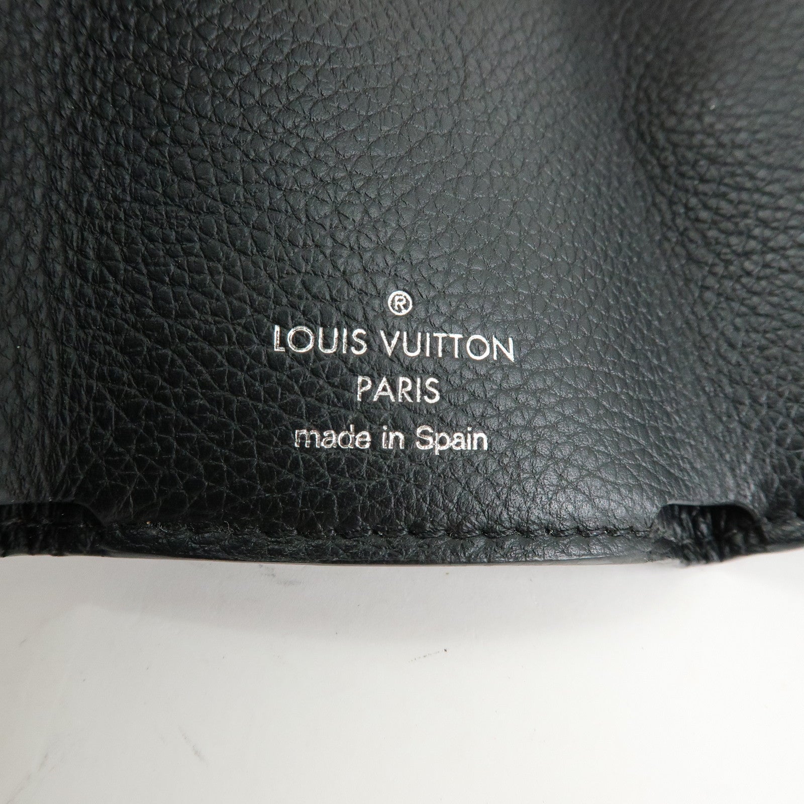 Louis Vuitton Lockme Portefeuille Lock Mini Compact Wallet M63921