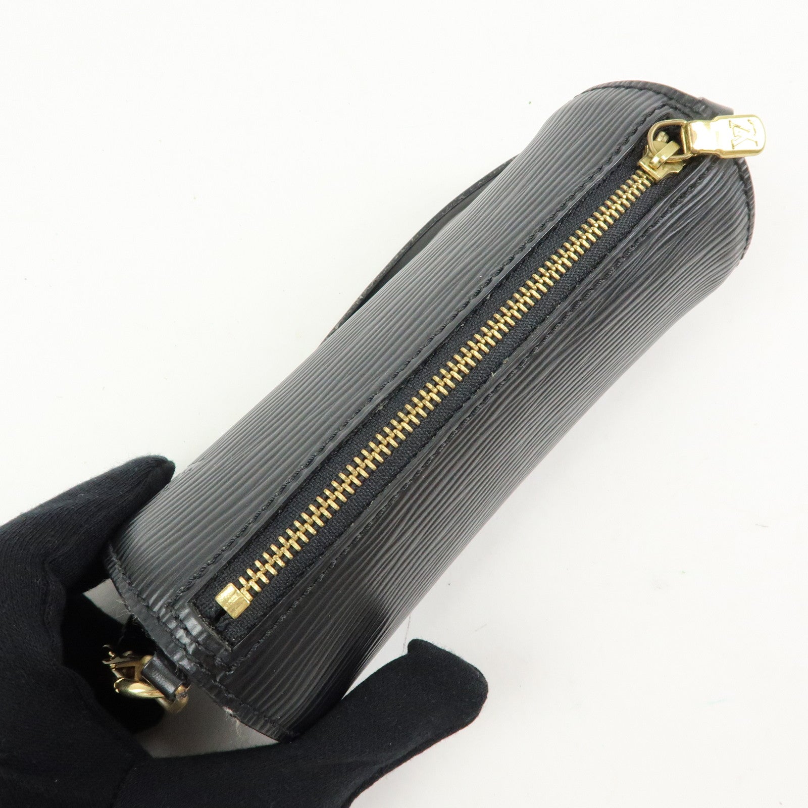 Louis Vuitton Epi Leather Mini Pouch For Soufflot Hand Bag Noir