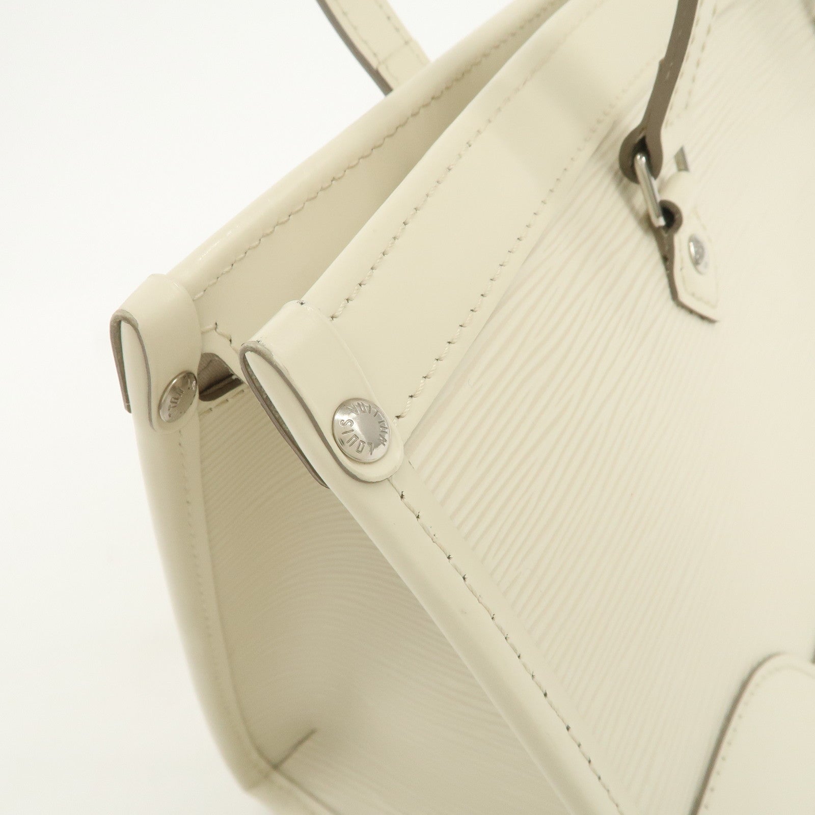 Louis Vuitton Epi Madeleine PM Hand Bag Ivoire White M5933J