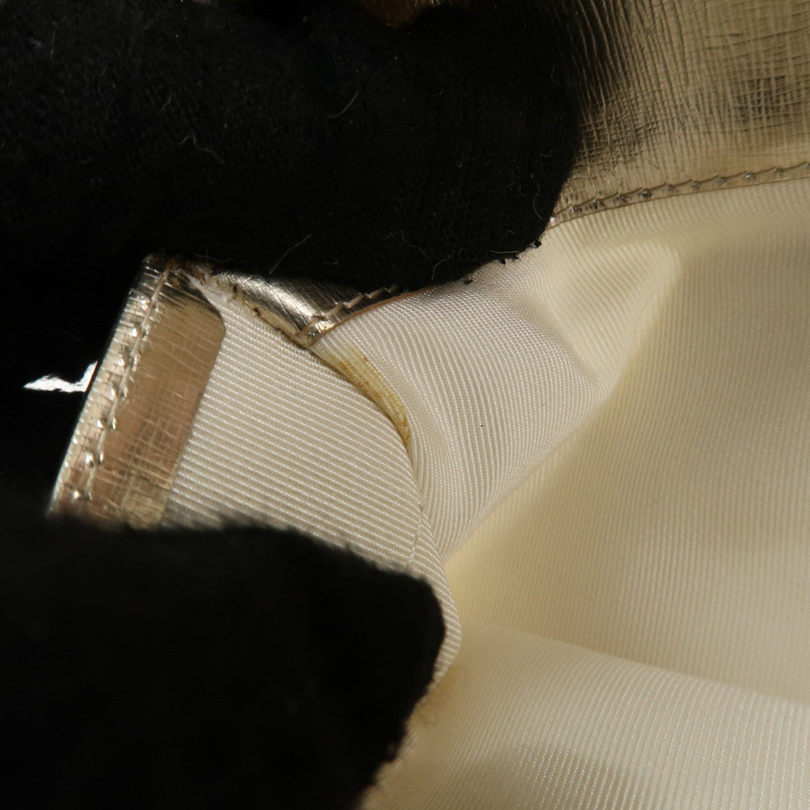 CHANEL Leather Coco Mark Long Wallet Gold Gold Hardware A27156 Used