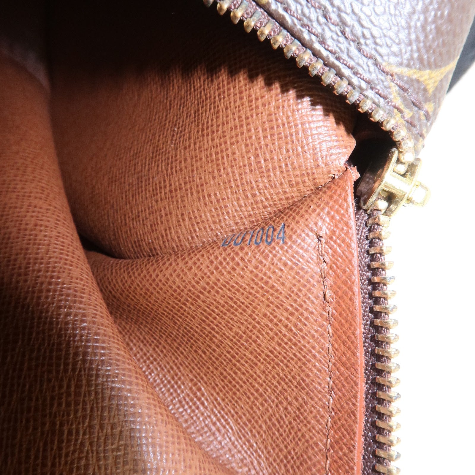 Louis Vuitton Monogram Papillon 26 Hand Bag Brown M51386