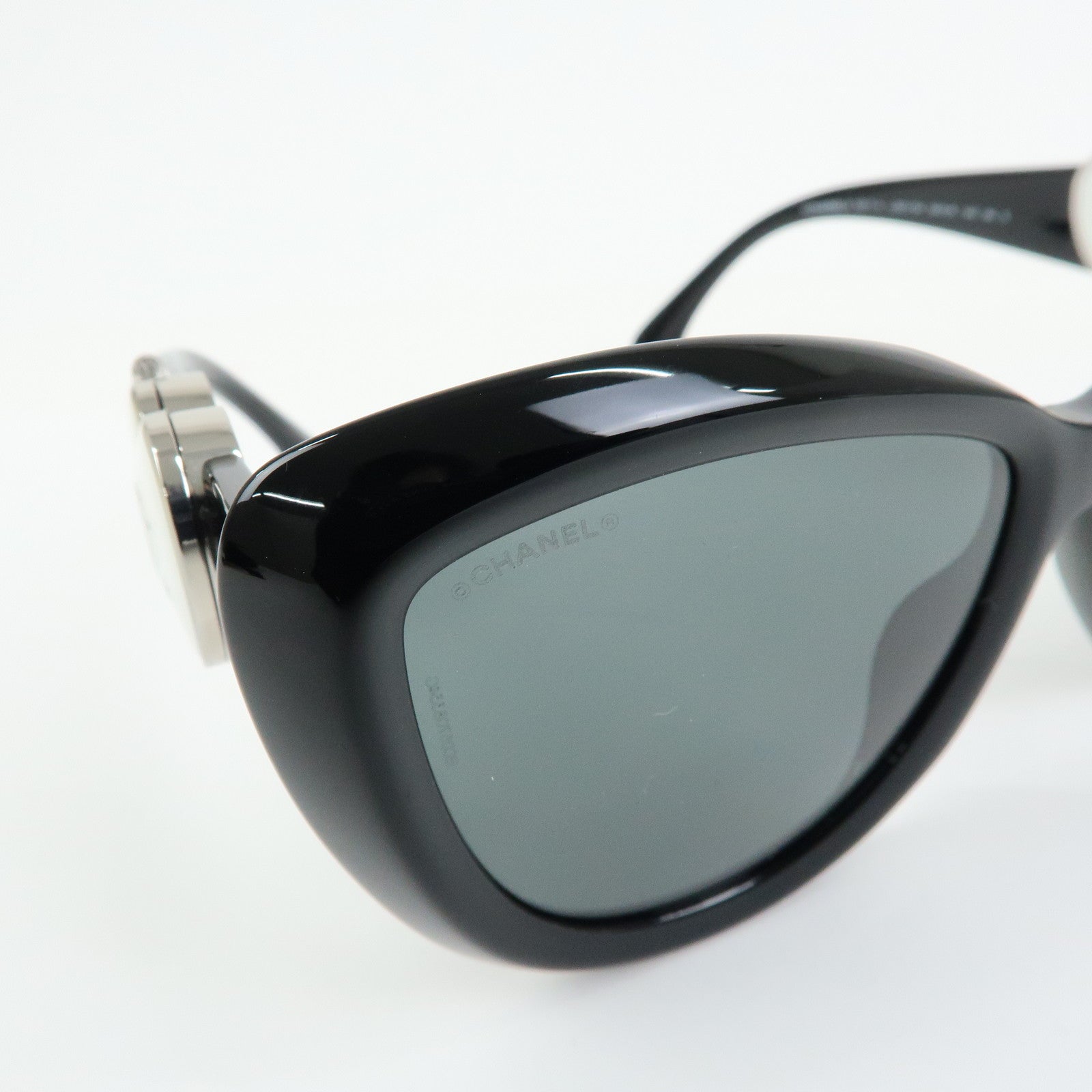 CHANEL COCO Mark Plastic Sunglasses 54▢18 140 3N S Black 5517A