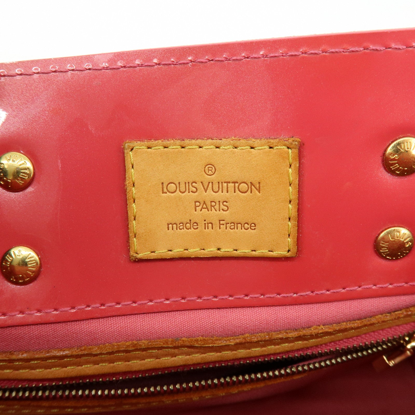 Louis Vuitton Monogram Vernis Reade PM Hand Bag Framboise M9132F