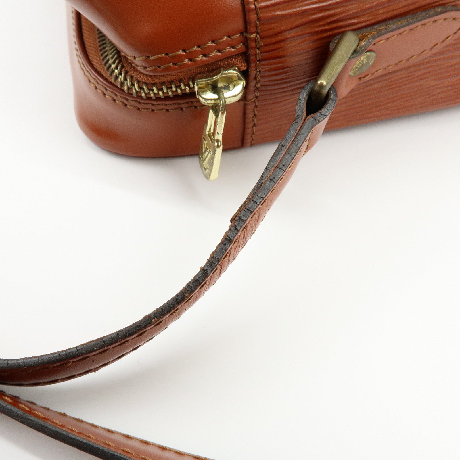 Louis Vuitton Epi Trocadero 27 Shoulder Bag Kenya Brown M52303