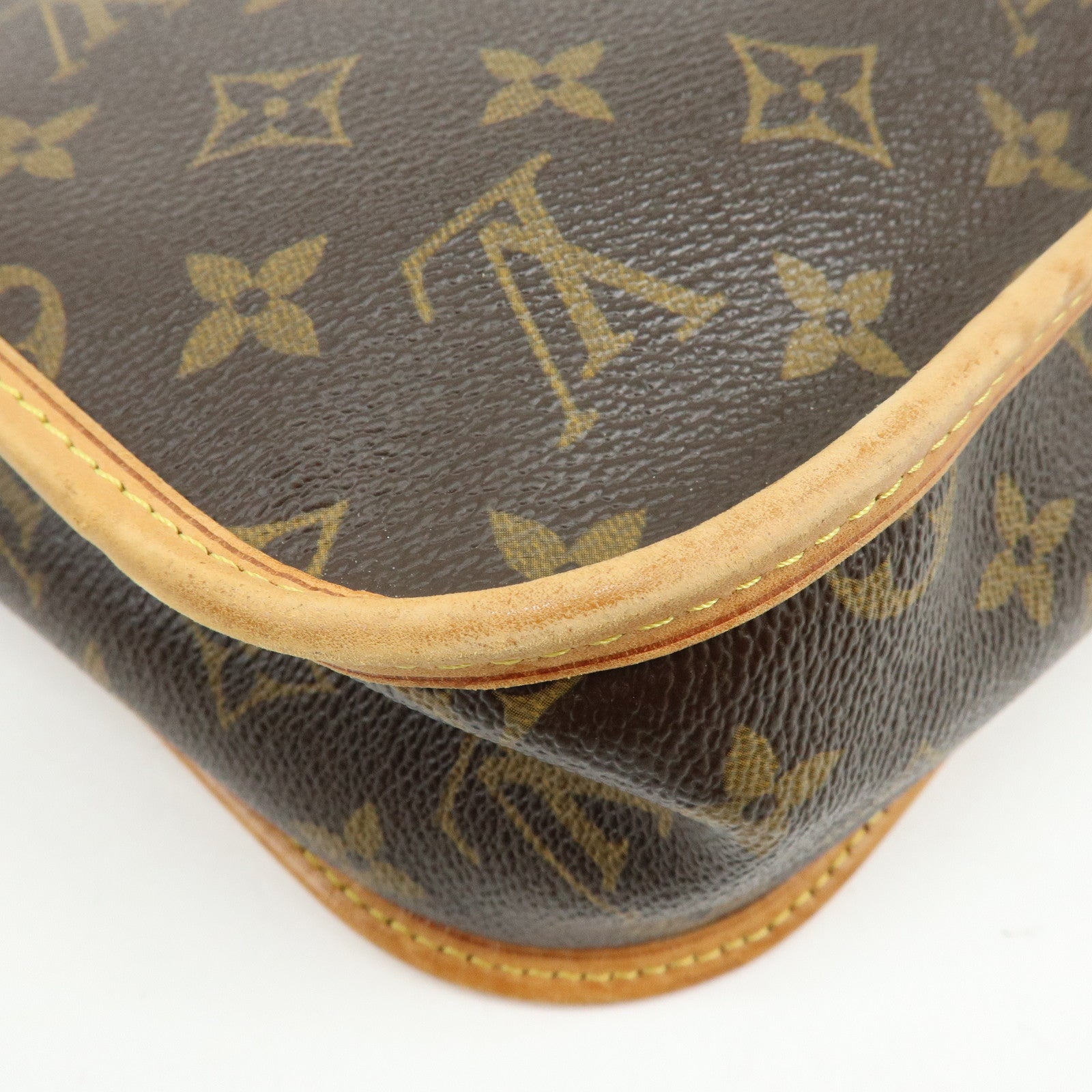 Louis Vuitton Monogram Messenger Bosphore PM Shoulder Bag M40106
