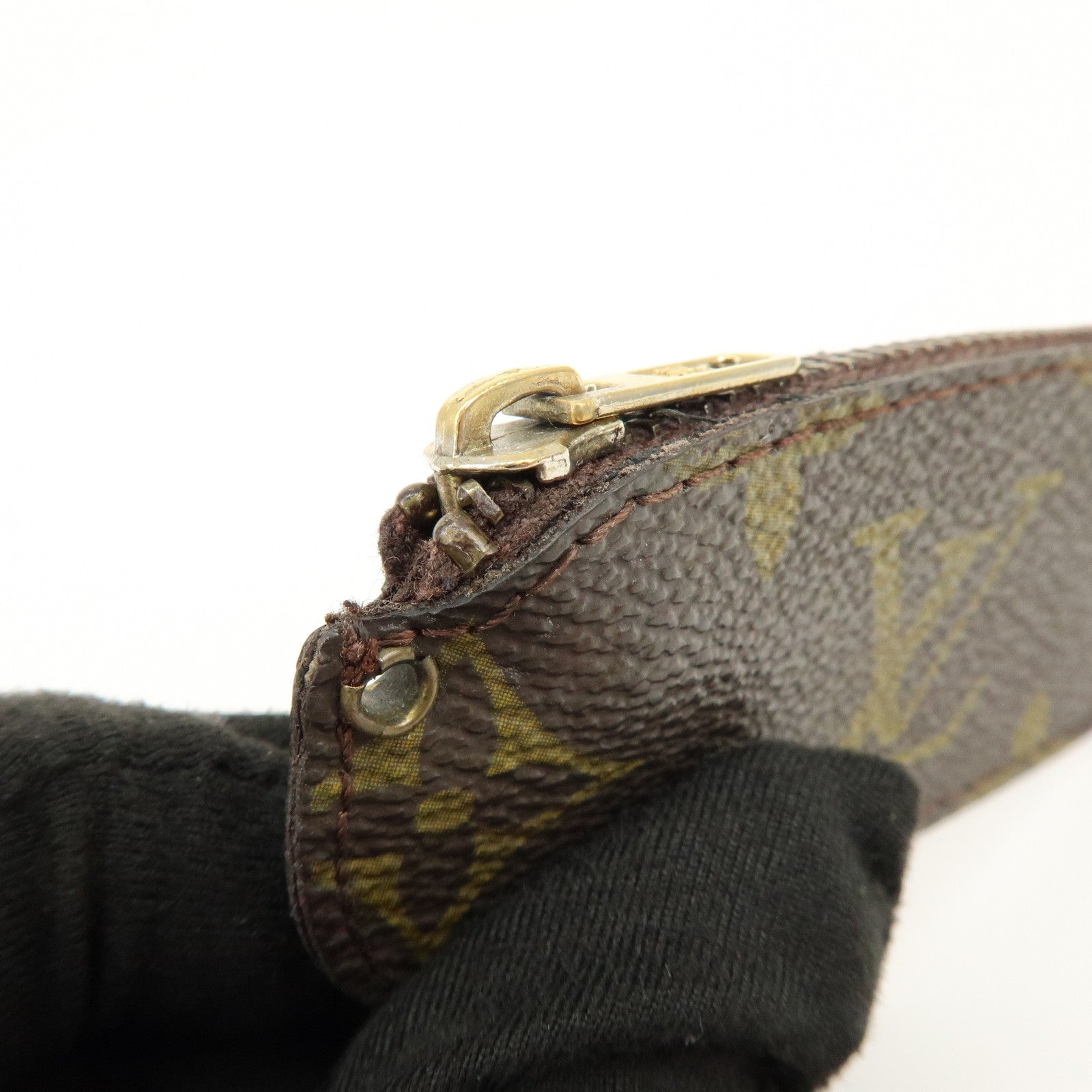 Louis Vuitton Monogram Etui Cles Piat Key Case Coin Case M62690