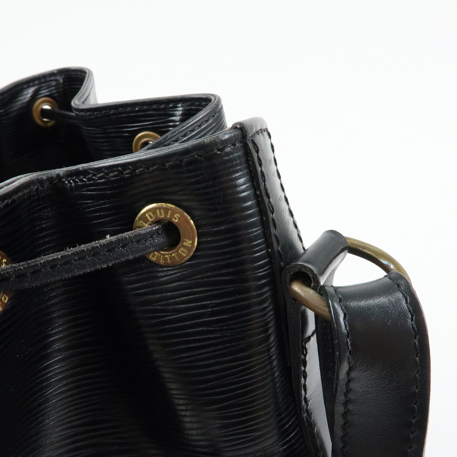 Louis Vuitton Epi Petit Noe Shoulder Bag Noir Black M59012
