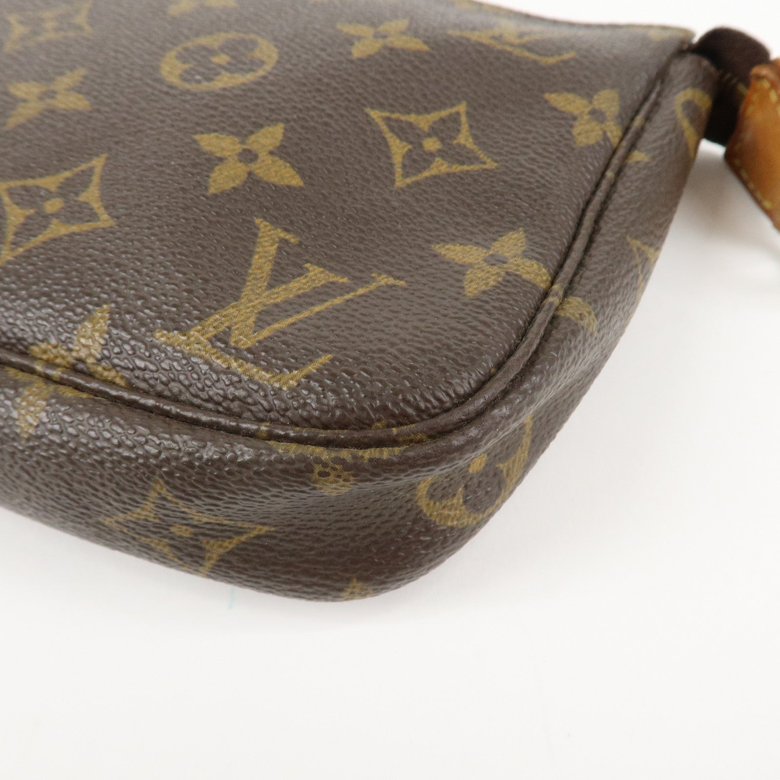 Louis Vuitton Monogram Pochette Accessoires Hand Bag Brown M51980 Used