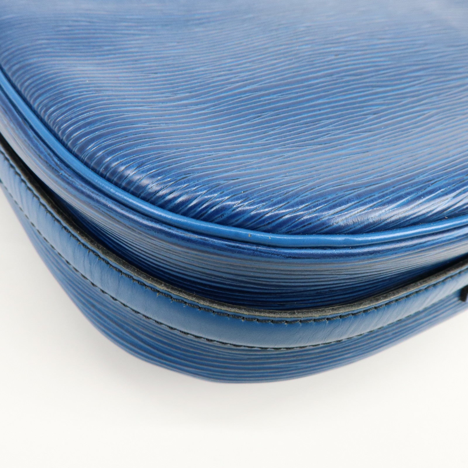 Louis Vuitton Epi Jeune Fille Shoulder Bag Toledo Blue M52155